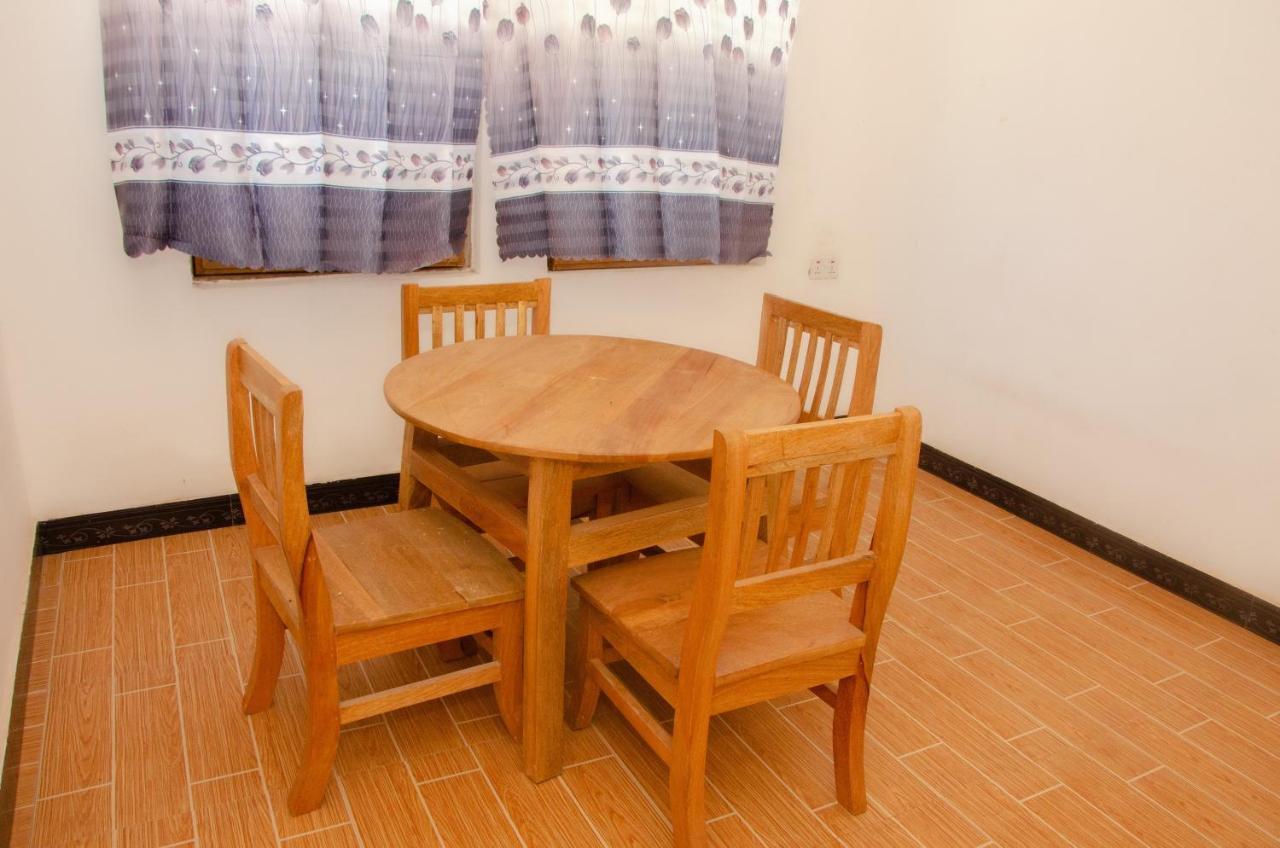Mudi House Hotel Джамбиани Екстериор снимка