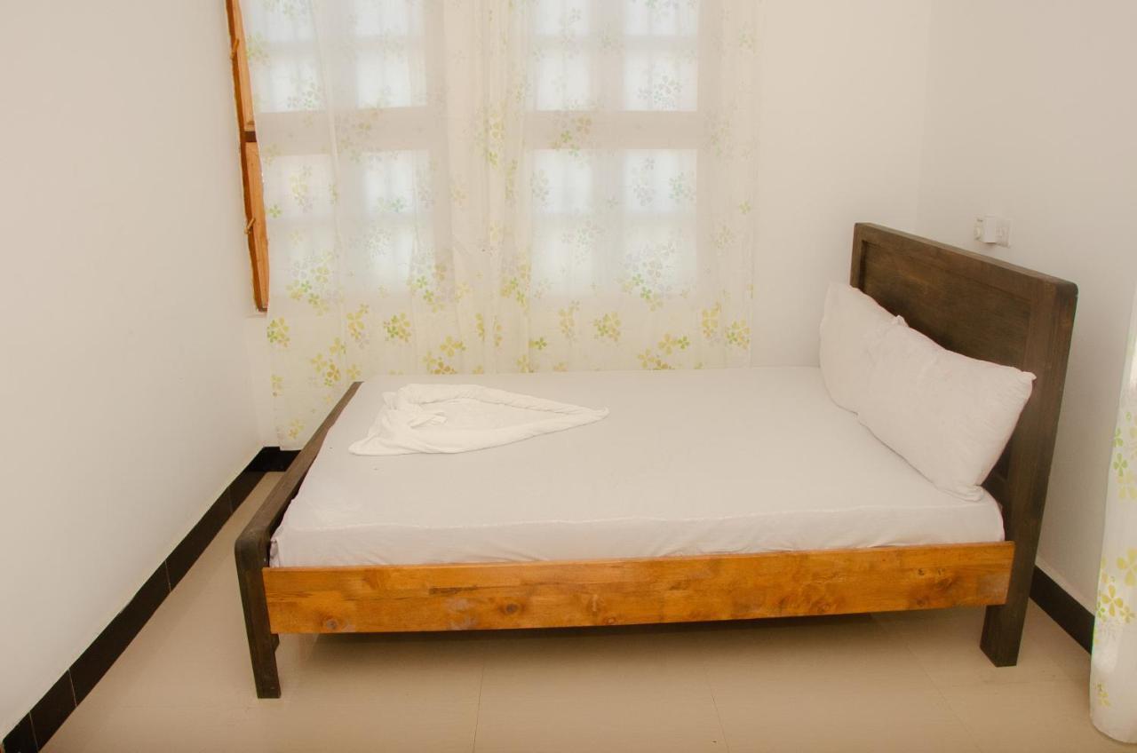 Mudi House Hotel Джамбиани Екстериор снимка