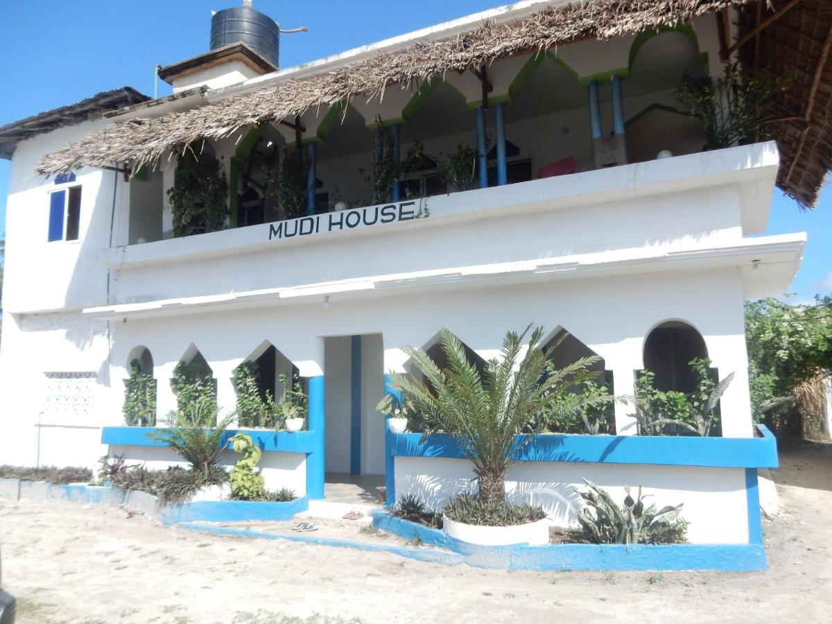 Mudi House Hotel Джамбиани Екстериор снимка