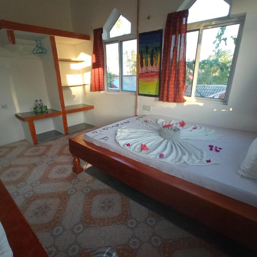 Mudi House Hotel Джамбиани Екстериор снимка