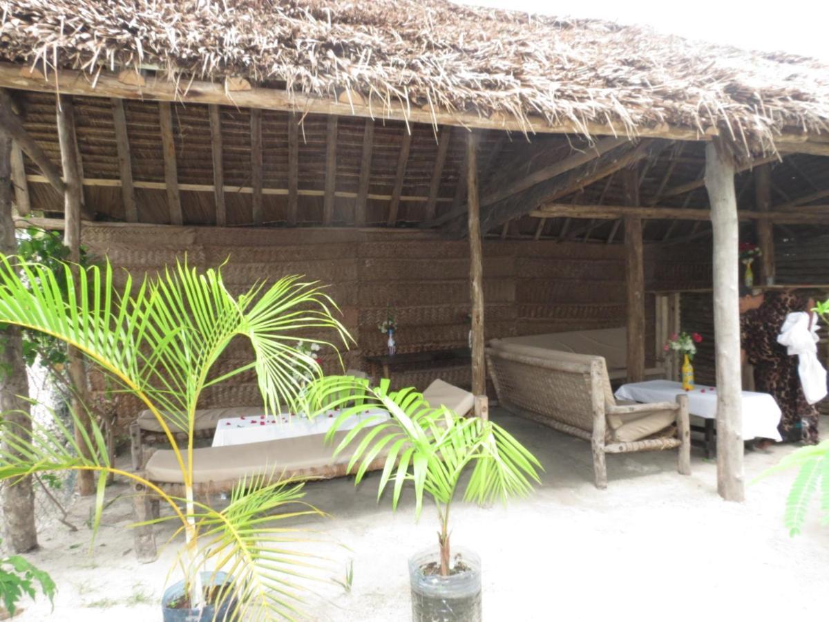 Mudi House Hotel Джамбиани Екстериор снимка