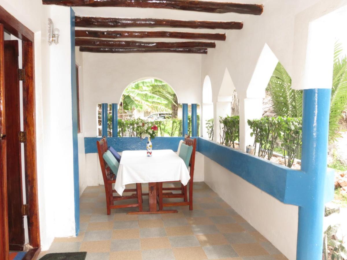 Mudi House Hotel Джамбиани Екстериор снимка