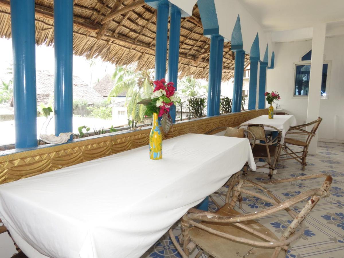 Mudi House Hotel Джамбиани Екстериор снимка