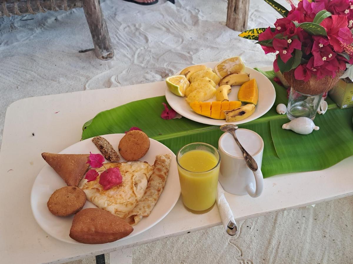 Mudi House Hotel Джамбиани Екстериор снимка